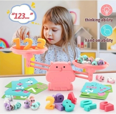 Đồ Chơi Câu Cá Nam Châm kèm cân toán học có phát nhạc Tiếng Anh, thẻ bảng chữ số, sạc pin bằng USB và 45 cá nhỏ
