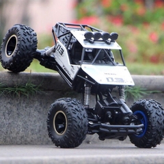 XE ĐIỀU KHIỂN HỢP KIM – OFFROAD “CHIẾN” MỌI ĐỊA HÌNH