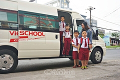 Xe đưa đón học sinh