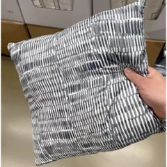 Gối ôm IKEA JORKASTANJ size 40 x 40 dựa sofa ô tô