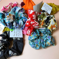 Set 2 scrunchies Líu Lô 65
