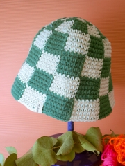 Mũ checkeredHATs maru