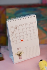 Lịch 2025 Mai Lê