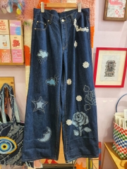 Quần jean đắp vải mây họa ánh trăng Chế Upcycled Clothing