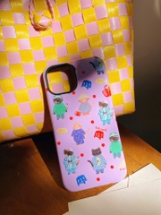 Ốp 17 promax Mèo nền hồng Mai Lê x Líu Lô