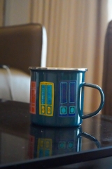 Cốc  Inox tráng men Cobalt Hanoi Doors Mai Lêx Líu Lô