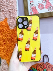 Ốp 13 pro Mai Lê x Líu Lô bia Hà Nội nền vàng
