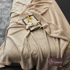 Chăn lông cừu Nishikawa LÁ HOÀNG KIM Siêu Ấm, cam kết không rụng lông cao cấp nặng 2,5kg, KT 2mx2m3