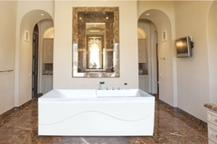 Bồn Tắm Vuông Milano 1570