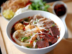 Bún bò Huế