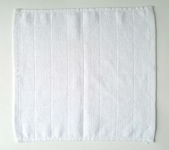Khăn trắng lau bàn 24*26cm