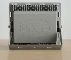 Đèn pha năng lượng mặt trời 200W - Blue Carbon BTC-WW3.0