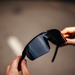 Kính thể thao Vision Aura - Matte Black / Gray