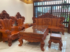 Hoàng Gia kê góc L