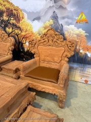 Hoàng Gia chân 16 (khuôn tranh dày 10cm)