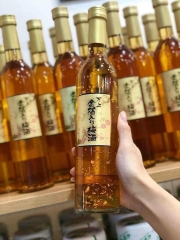 Rượu Mơ Vảy Vàng 500Ml