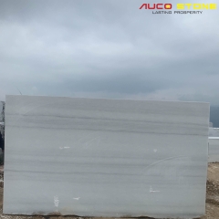 Trắng vân mây  Cloudy White