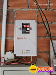 Biến tần bơm nước năng lượng mặt trời Delixi 5.5KW - 3 Pha