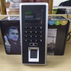 Máy chấm công Ronald Jack F20