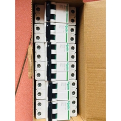 Bộ Ngắt Mạch Điện Một Chiều Aptomat DC Schneider Electric iC65N-DC 20A 2P Cao Cấp