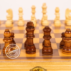 Đồ chơi bàn cờ vua bằng gỗ an toàn cho bé