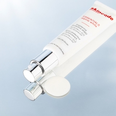 Kem Chống Nắng Sáng Da Skincode Essentials Alpine White Brightening Protective Shield SPF 50/PA+++