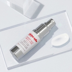 Kem Dưỡng Mắt Skincode Essentials Alpine White Brightening Eye Contour Cream