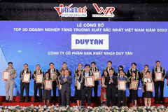 Nhựa Duy Tân vinh dự lần thứ 9 liên tiếp nhận giải thưởng FAST500