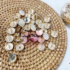 Nút Kiểu Tráng Gương