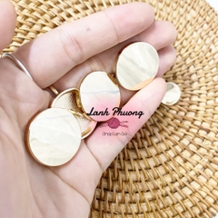 Nút Kiểu Tráng Gương