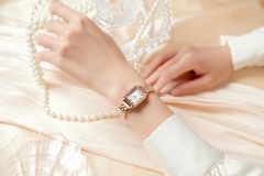 Đồng Hồ Nữ JA-1493B Julius Hàn Quốc Dây Da (Hồng)