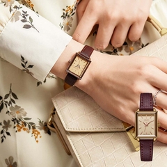 Combo Đồng Hồ Nữ Julius Hàn Quốc Dây Da JA-787E + Dây mesh