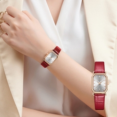 Đồng Hồ Nữ JA-1356B Julius Hàn Quốc Dây Da (Đỏ)