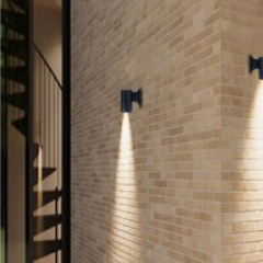 Đèn LED gắn tường Rạng Đông GT20.1P 20W một hướng chiếu tạo điểm nhất cho không gian ngoài trời, chống bụi nước tốt
