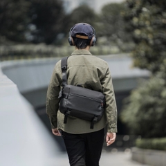Túi Đeo Chéo TOMTOC Urban Codura Sling Bag Travel and Work 13.3 - 14.2 inch T21L1D1