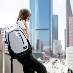 Balo Laptop Du Lịch SOLO Varsity Region 15.6 inch VAR704-10