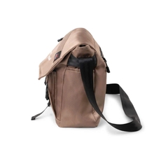 Túi đeo chéo MR VUI 013 đựng vừa tablet 11 inch chống thấm vượt trội, dây đeo chắc chắn, nhẹ, nhiều ngăn