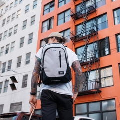 Balo Laptop Du Lịch SOLO Varsity Region 15.6 inch VAR704-10