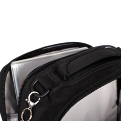 Balo laptop 17 inch LUGBRO Jamboree - Sức chứa lớn, nhiều ngăn, vải trượt nước, đai gài vali, cổng dây sạc