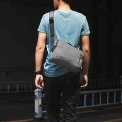 Túi Đeo Đa Năng TOMTOC Crossbody For Tech Accessories and iPad 10.5/Pro 11 inch/Tablet/Notebook H02-A01G