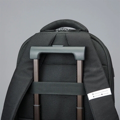 Balo Laptop SOLO Re: Define 15.6 inch UBN708