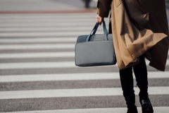 Túi Xách TOMTOC HER H21 / A11 Briefcase Premium Dành Cho Macbook 14 inch