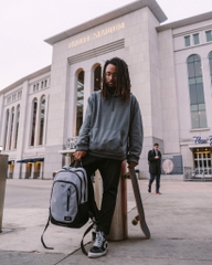 Balo Laptop Du Lịch SOLO Varsity Region 15.6 inch VAR704-10