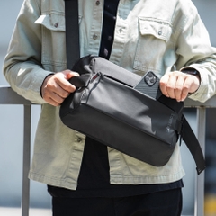 Túi Đeo Chéo TOMTOC Urban Codura Sling Bag Travel and Work 11 inch H02-B04D01 (T21M1D1)
