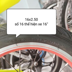 Bánh phụ xe đạp trẻ em có đèn LED sáng (gồm cả bộ 2 bánh + chân sắt + tặng kèm chuông xe)