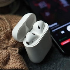 Tai Nghe Bluetooth Aripod 2 Chống Ồn, Pin Dung Lượng Cao, Định Vị Đổi Tên - Kết Nối Được Tất Cả Các Dòng Điện Thoại - Hàng Chính Hãng Bảo Hành 12 Tháng