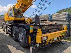 Xe cẩu bánh lốp 70 tấn Kato KR70H-L (2012) nhập Nhật Bản