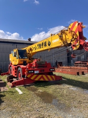 Xe cẩu bánh lốp 25 tấn Kobelco RK250-6 (2004) nhập khẩu từ Nhật Bản