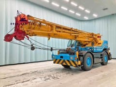 Xe cẩu bánh lốp 25 tấn Kobelco RK250-5 (2001) nhập khẩu Nhật Bản