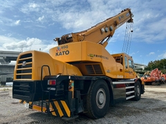 Xe cẩu bánh lốp 65 tấn Kato KR65H (2008) nhập khẩu từ Nhật Bản